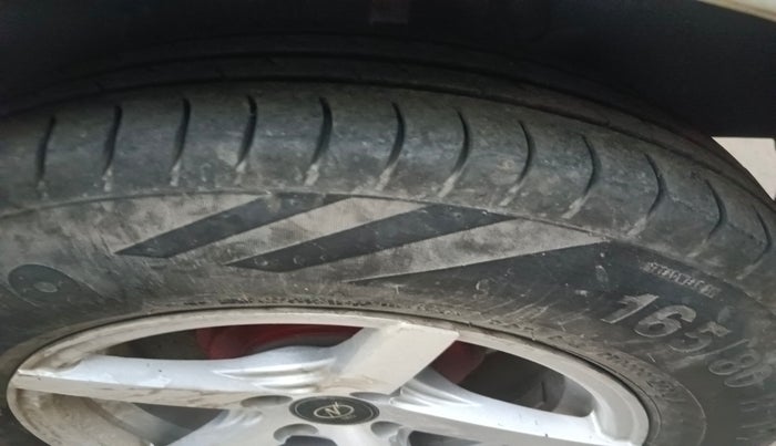 2020 Maruti Swift LXI, Petrol, Manual, 58,511 km, tyre