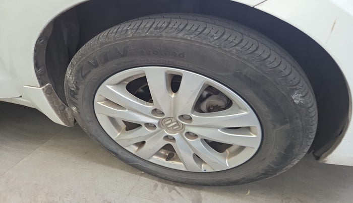 2016 Maruti Ertiga ZDI + SHVS, Diesel, Manual, 76,761 km, tyre