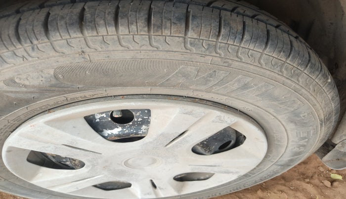 2010 Maruti Swift Dzire LDI, Diesel, Manual, 1,48,820 km, tyre