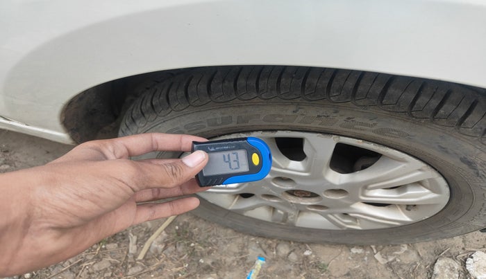 2016 Tata Tiago XZ PETROL, Petrol, Manual, 1,77,011 km, tyre