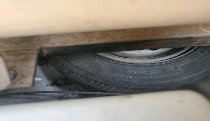 2016 Tata Tiago XZ PETROL, Petrol, Manual, 1,77,011 km, tyre