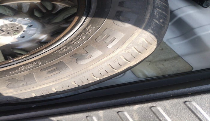 2022 Hyundai Tucson SIGNATURE 2.0 AT PETROL, Petrol, Automatic, 47,147 km, tyre