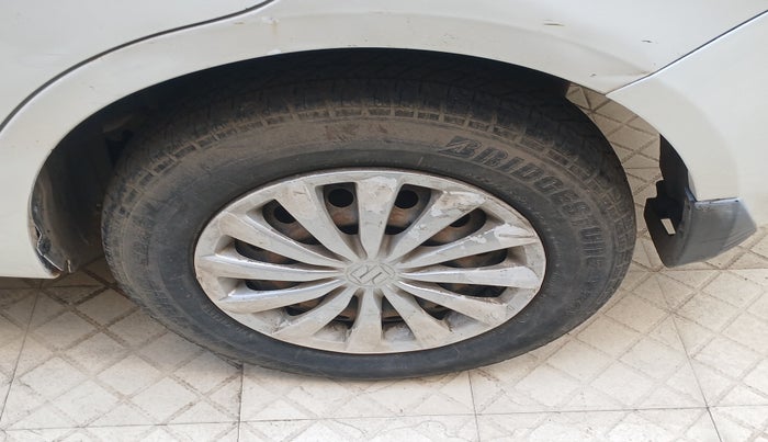 2015 Maruti Swift Dzire VDI, Diesel, Manual, 83,696 km, tyre