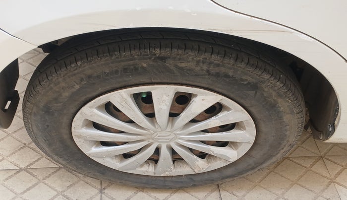 2015 Maruti Swift Dzire VDI, Diesel, Manual, 83,696 km, tyre