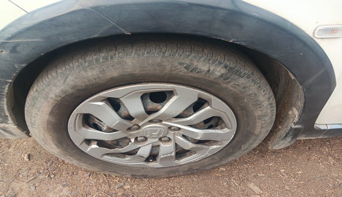 2016 Honda BR-V 1.5L I-VTEC S, Petrol, Manual, 79,094 km, tyre