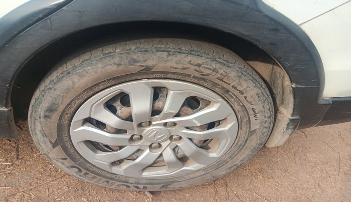 2016 Honda BR-V 1.5L I-VTEC S, Petrol, Manual, 79,094 km, tyre