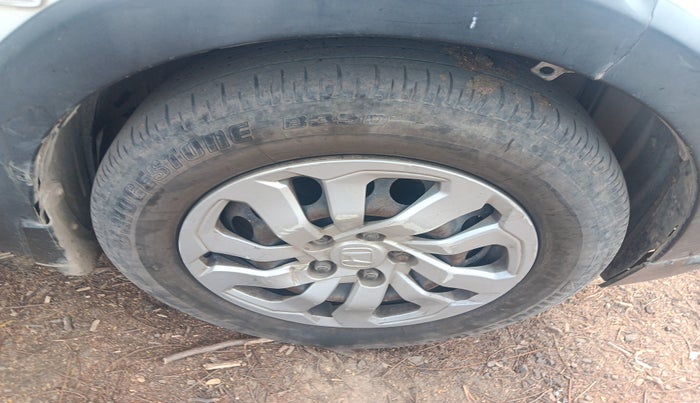 2016 Honda BR-V 1.5L I-VTEC S, Petrol, Manual, 79,094 km, tyre