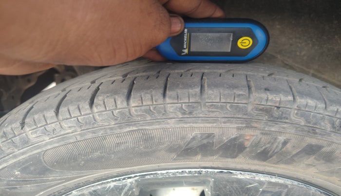 2018 Maruti Wagon R 1.0 LXI CNG, Petrol, Manual, 1,24,688 km, tyre