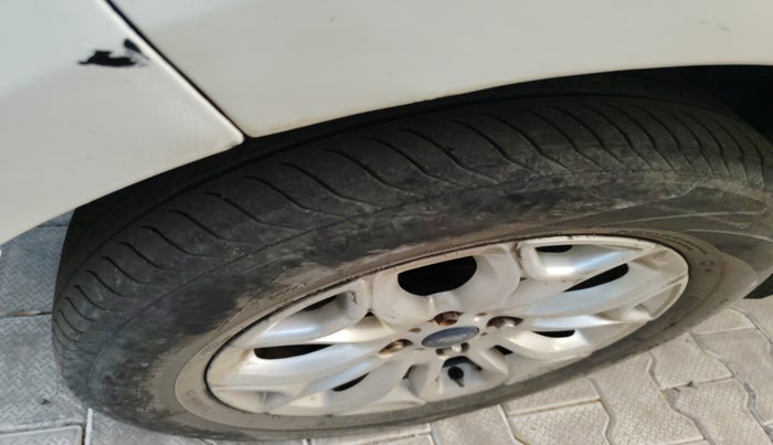 2017 Ford Ecosport TITANIUM 1.5L DIESEL, Diesel, Manual, 1,52,831 km, tyre