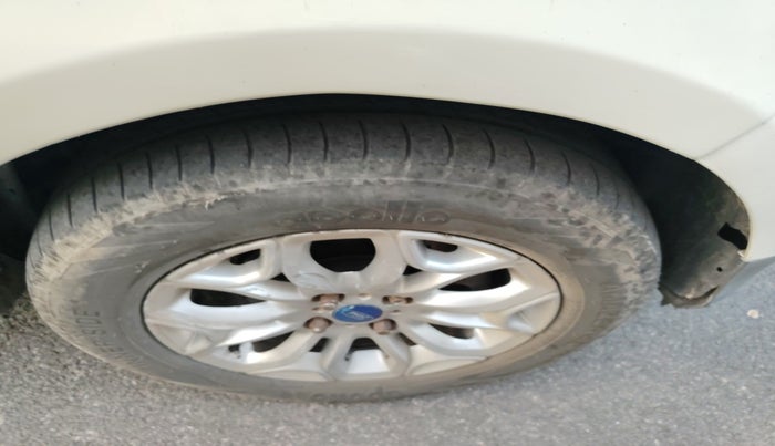 2017 Ford Ecosport TITANIUM 1.5L DIESEL, Diesel, Manual, 1,52,831 km, tyre