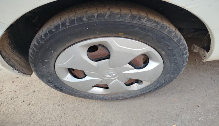 2018 Tata Tiago XT PETROL, Petrol, Manual, 50,128 km, tyre