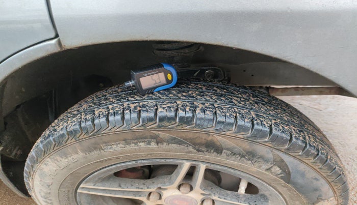 2019 Maruti Eeco 5 STR WITH A/C+HTR, Petrol, Manual, 55,680 km, tyre