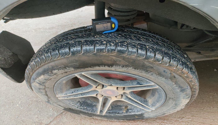 2019 Maruti Eeco 5 STR WITH A/C+HTR, Petrol, Manual, 55,680 km, tyre