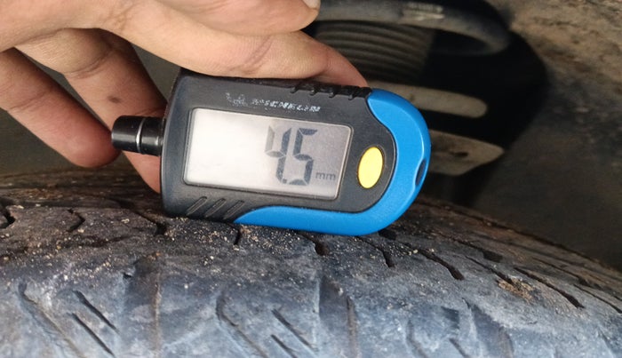 2021 Tata Harrier XZ PLUS 2.0L, Diesel, Manual, 1,25,430 km, tyre