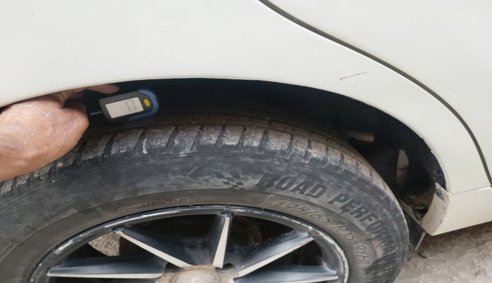 2016 Maruti Baleno SIGMA PETROL 1.2, Petrol, Manual, 1,03,008 km, tyre