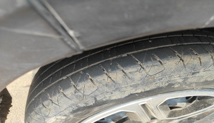 2019 Maruti Vitara Brezza VDI, Diesel, Manual, 82,689 km, tyre