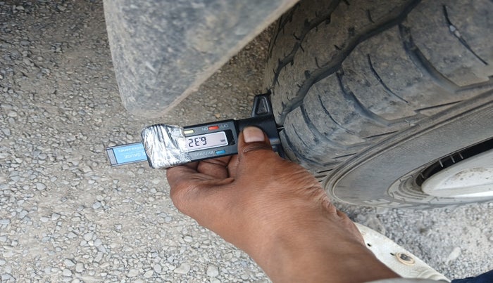 2024 Maruti Eeco 5 Str Ac CNG (O) , Petrol, Manual, 15,277 km, tyre