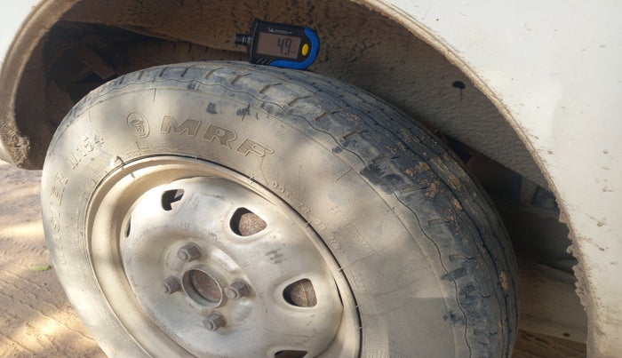 2011 Maruti Eeco 7 STR, Petrol, Manual, 1,61,022 km, tyre