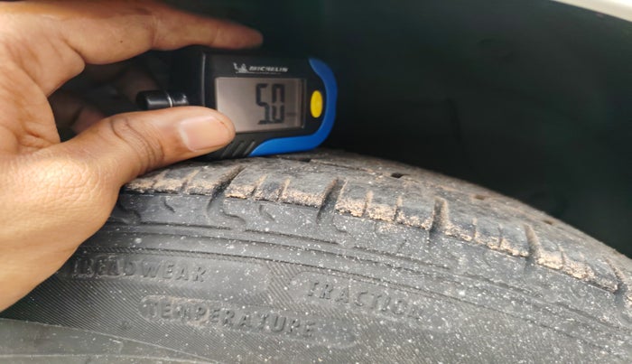 2016 Hyundai Grand i10 SPORTZ 1.2 KAPPA VTVT, Petrol, Manual, 47,574 km, tyre