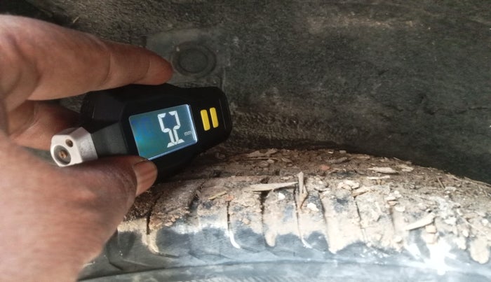 2011 Hyundai i10 MAGNA 1.2, Petrol, Manual, 91,890 km, tyre