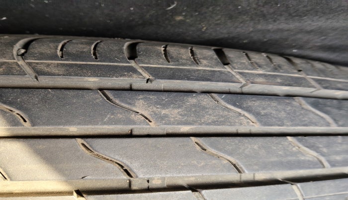 2020 Maruti Baleno DELTA PETROL 1.2, Petrol, Manual, 1,11,730 km, tyre