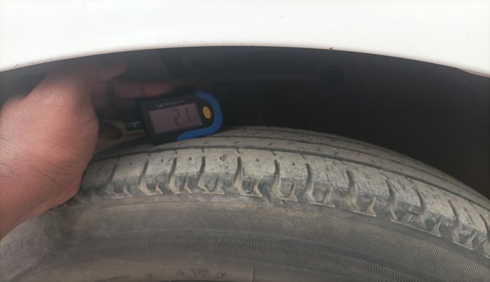 2022 Maruti Swift VXI, Petrol, Manual, 35,304 km, tyre