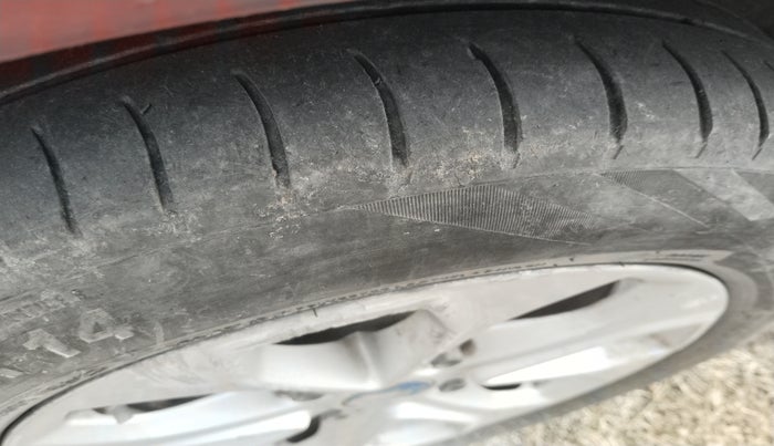 2015 Ford Figo Aspire TITANIUM1.5 DIESEL, Diesel, Manual, 1,37,256 km, tyre