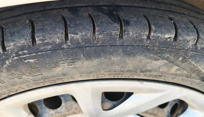 2019 Hyundai Grand i10 MAGNA 1.2 KAPPA VTVT, Petrol, Manual, 70,721 km, tyre