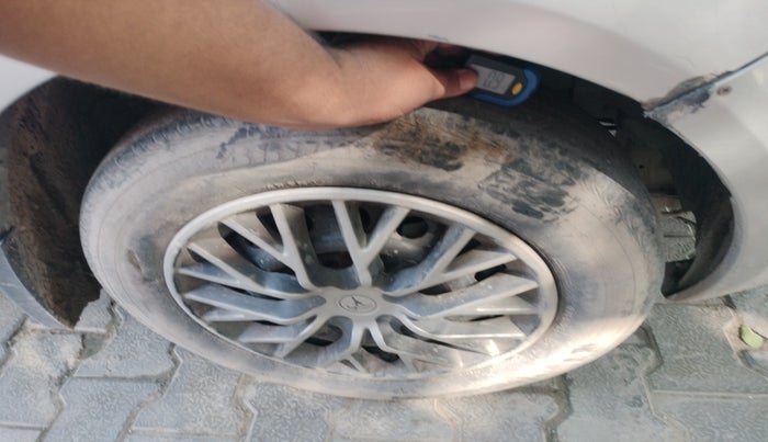 2010 Maruti SX4 VXI, Petrol, Manual, 1,39,348 km, tyre