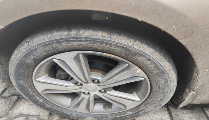 2014 Hyundai Elite i20 ASTA 1.4 CRDI, Diesel, Manual, 1,37,591 km, tyre