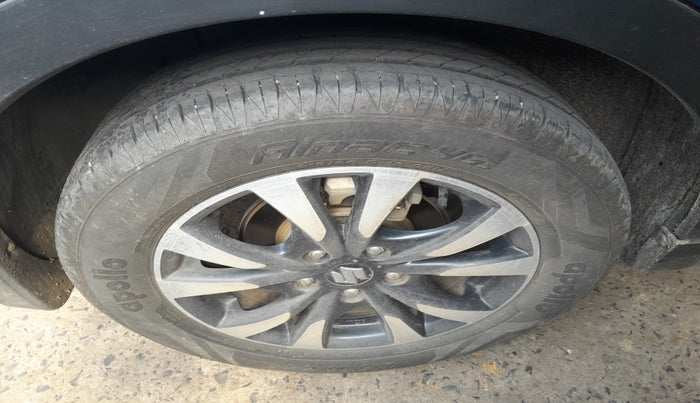 2020 Maruti S Cross ZETA 1.5, Petrol, Manual, 74,834 km, tyre