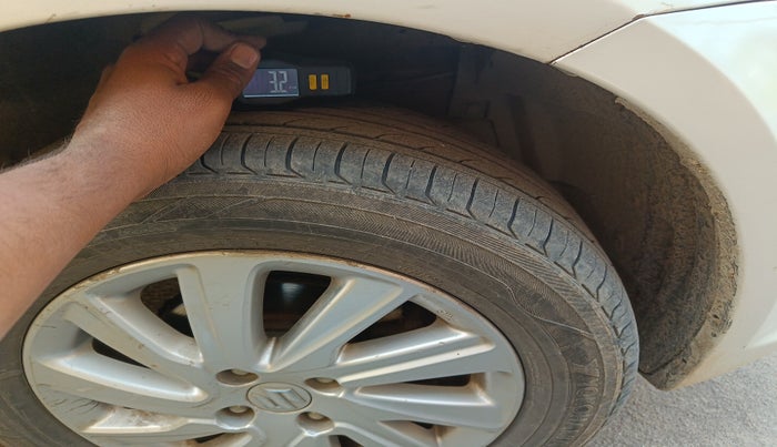 2016 Maruti Swift Dzire ZDI AMT, Diesel, Automatic, 1,50,944 km, tyre