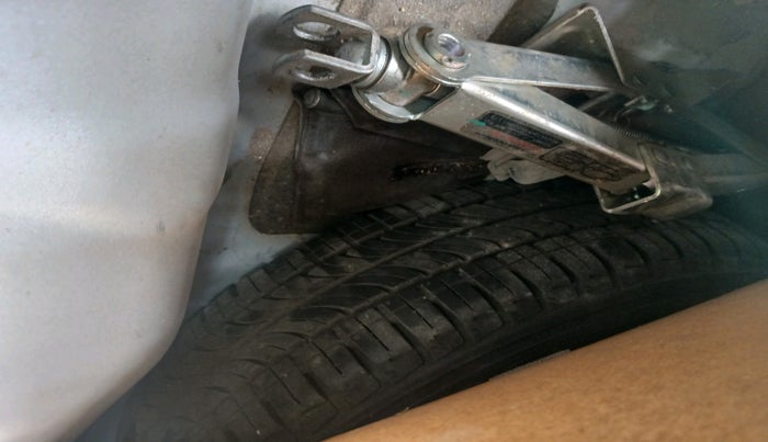 2018 Honda City 1.5L I-VTEC V MT, Petrol, Manual, 1,10,894 km, tyre