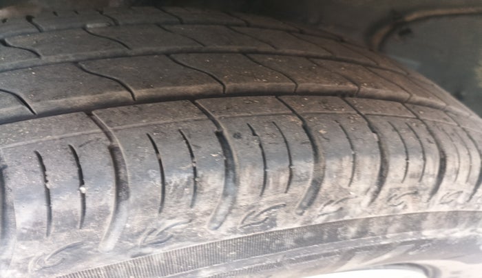 2024 Tata Tiago XT CNG, Petrol, Manual, 19,465 km, tyre