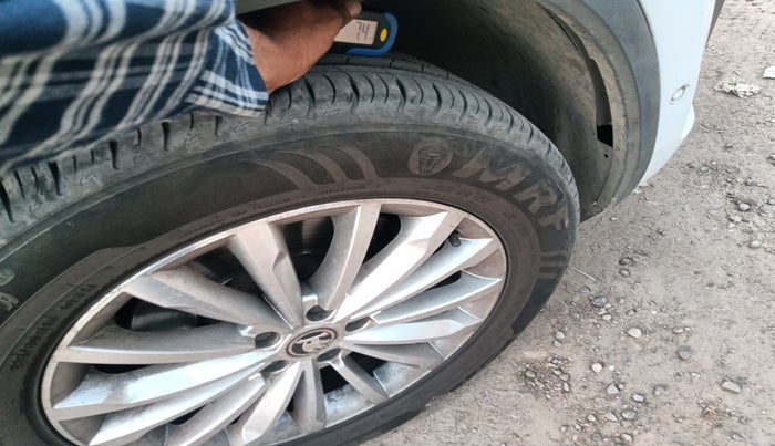 2023 Skoda Kodiaq L&K 4X4, Petrol, Automatic, 80,994 km, tyre