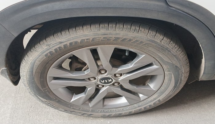 2020 KIA SELTOS HTX IVT 1.5 PETROL, Petrol, Automatic, 1,07,007 km, tyre