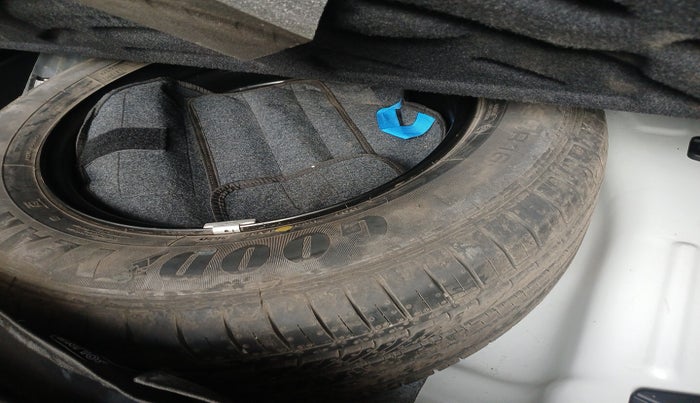 2020 KIA SELTOS HTX IVT 1.5 PETROL, Petrol, Automatic, 1,07,007 km, tyre