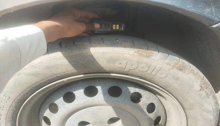 2021 Tata NEXON XE PETROL, Petrol, Manual, 88,670 km, tyre