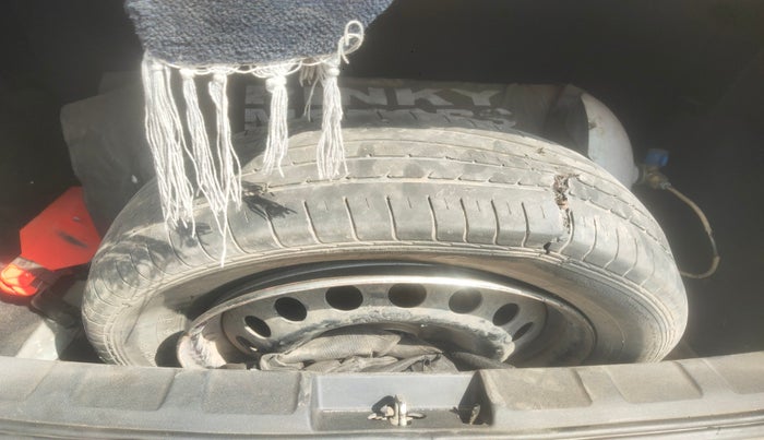 2021 Tata NEXON XE PETROL, Petrol, Manual, 88,670 km, tyre