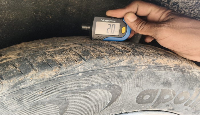 2019 Maruti Vitara Brezza ZDI, Diesel, Manual, 1,20,142 km, tyre