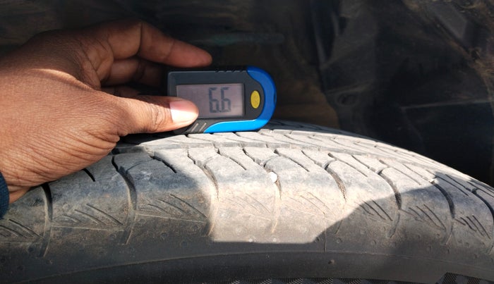 2024 Toyota URBAN CRUISER HYRYDER S NEO DRIVE, Petrol, Manual, 23,668 km, tyre