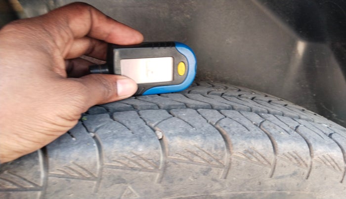 2024 Toyota URBAN CRUISER HYRYDER S NEO DRIVE, Petrol, Manual, 23,668 km, tyre