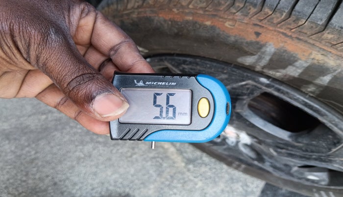 2022 Tata PUNCH ACCOMPLISHED MT, Petrol, Manual, 14,497 km, tyre