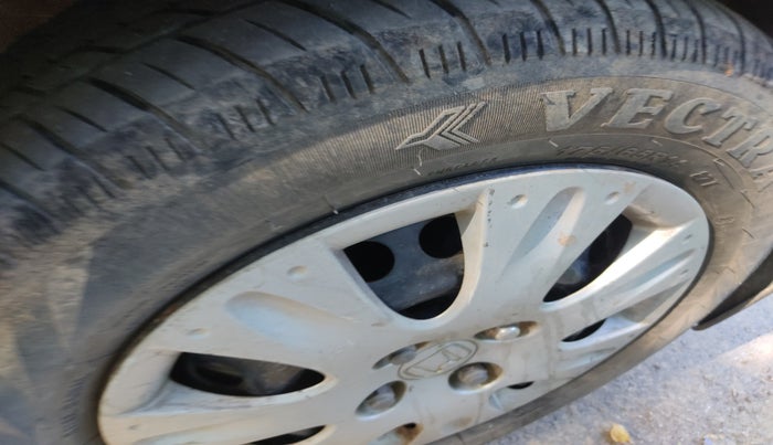 2016 Honda Amaze 1.2L I-VTEC S, Petrol, Manual, 88,039 km, tyre