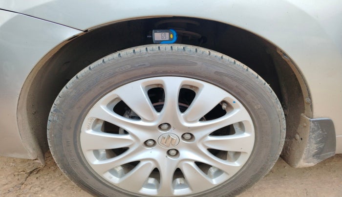 2015 Maruti Baleno ALPHA PETROL 1.2, Petrol, Manual, 1,39,724 km, tyre