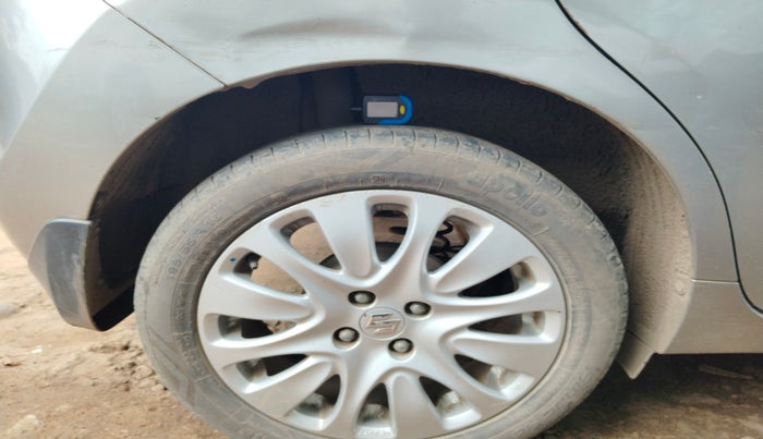 2015 Maruti Baleno ALPHA PETROL 1.2, Petrol, Manual, 1,39,724 km, tyre