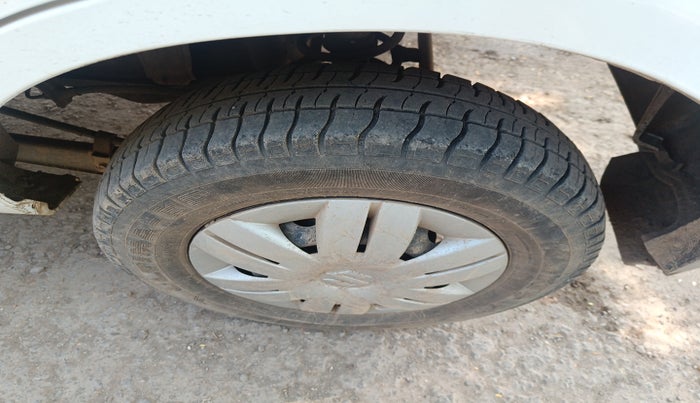 2019 Maruti Alto 800 LXI CNG, Petrol, Manual, 46,157 km, tyre