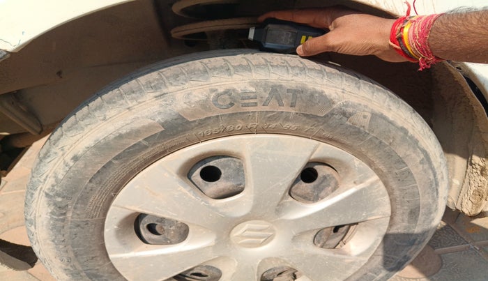 2011 Maruti Swift VXI, Petrol, Manual, 99,222 km, tyre