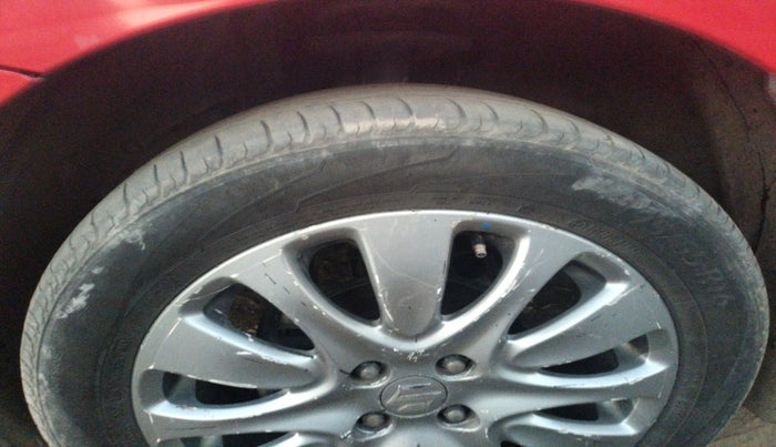 2016 Maruti Baleno ALPHA DIESEL 1.3, Diesel, Manual, 1,77,752 km, tyre