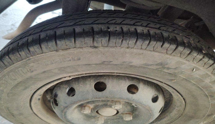 2013 Maruti Alto 800 LXI, Petrol, Manual, 97,715 km, tyre